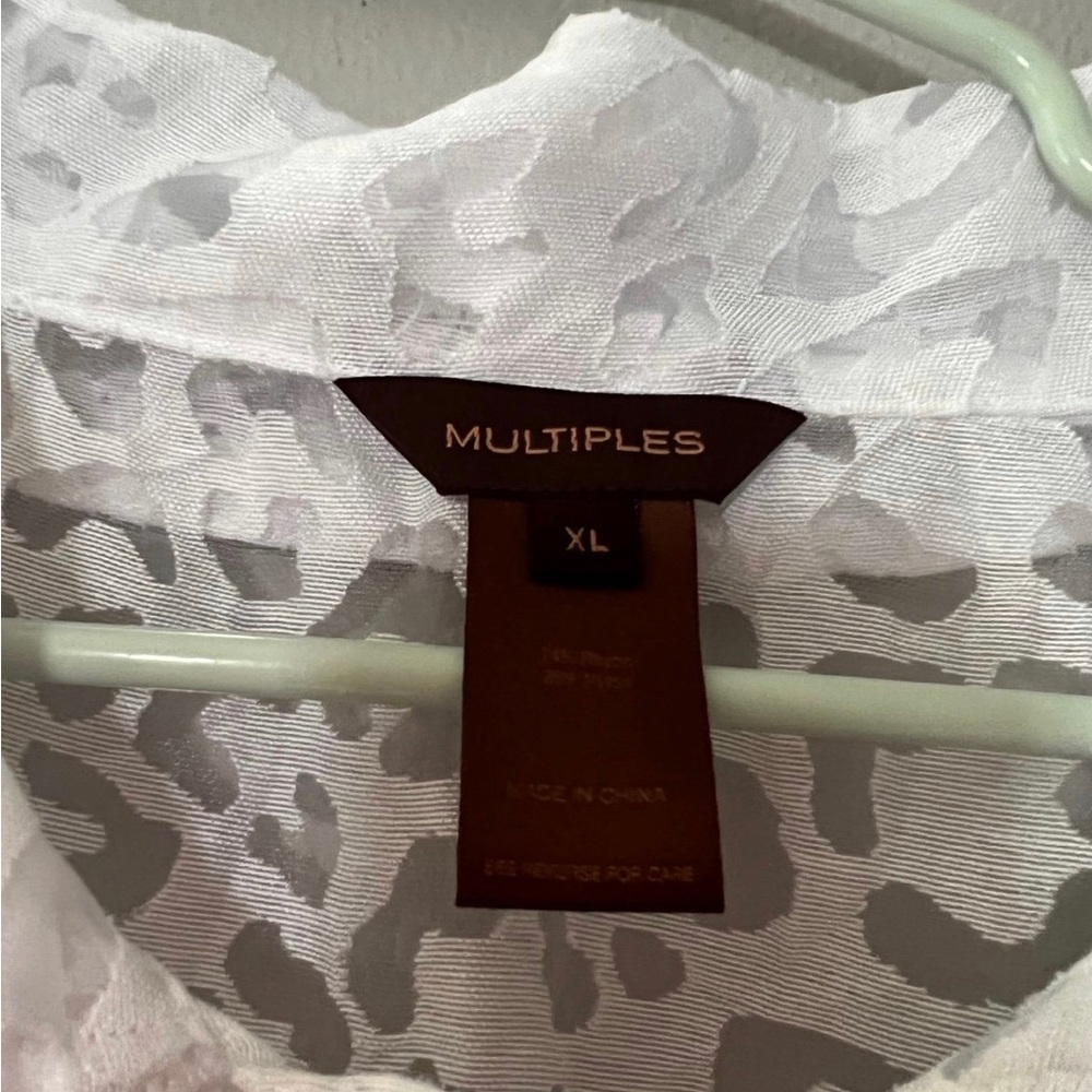 Over Sized Blouse By Multiples - image 2